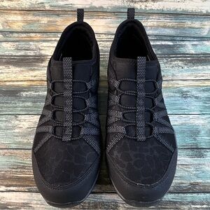Skechers Seager Hiking Sneaker Womens 9M Black Slip On Trail Walking Casual Shoe